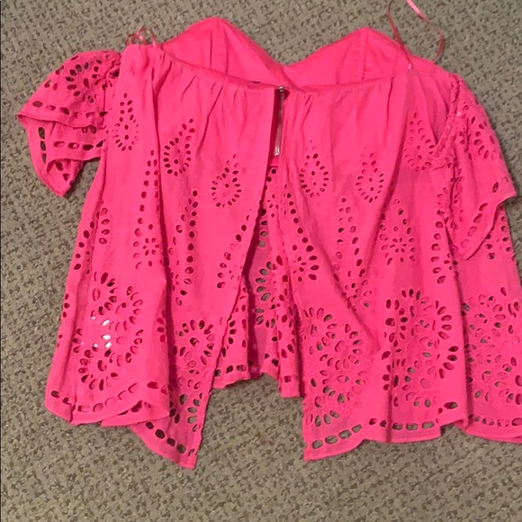 size S pink off the shoulder open back top - Picture 2 of 2